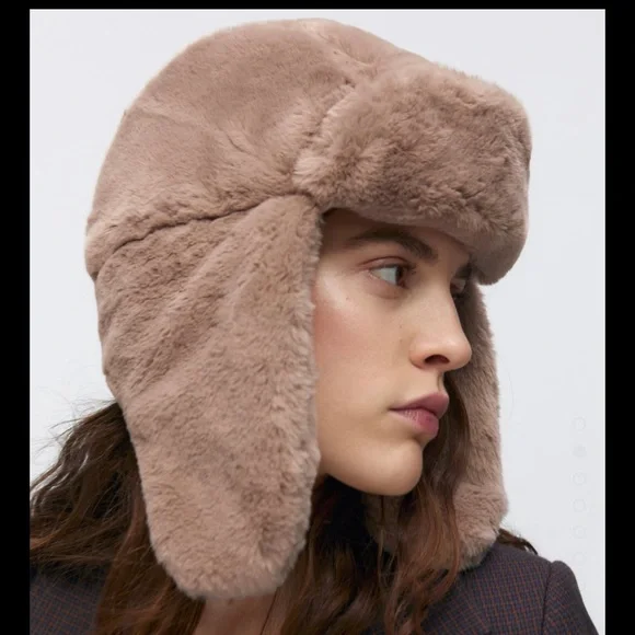 Zara classic hat ? New without tags! thrift.com™️ | Zara brimless hat Sold❌❌❌ In great  main image 4